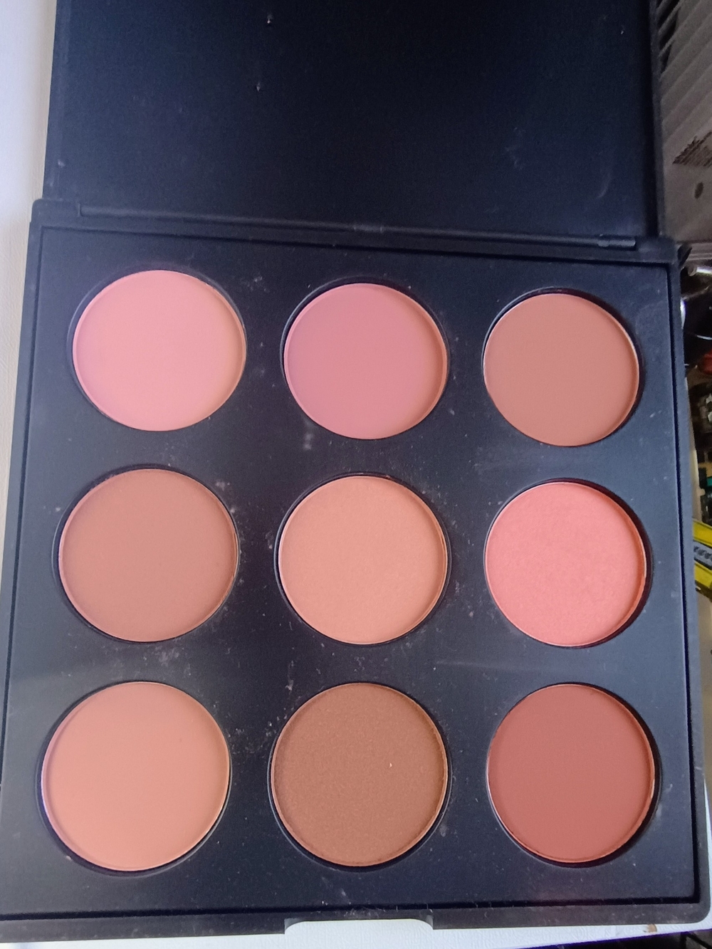 MORPHE 9N Blush Palette In Black Case Brand New